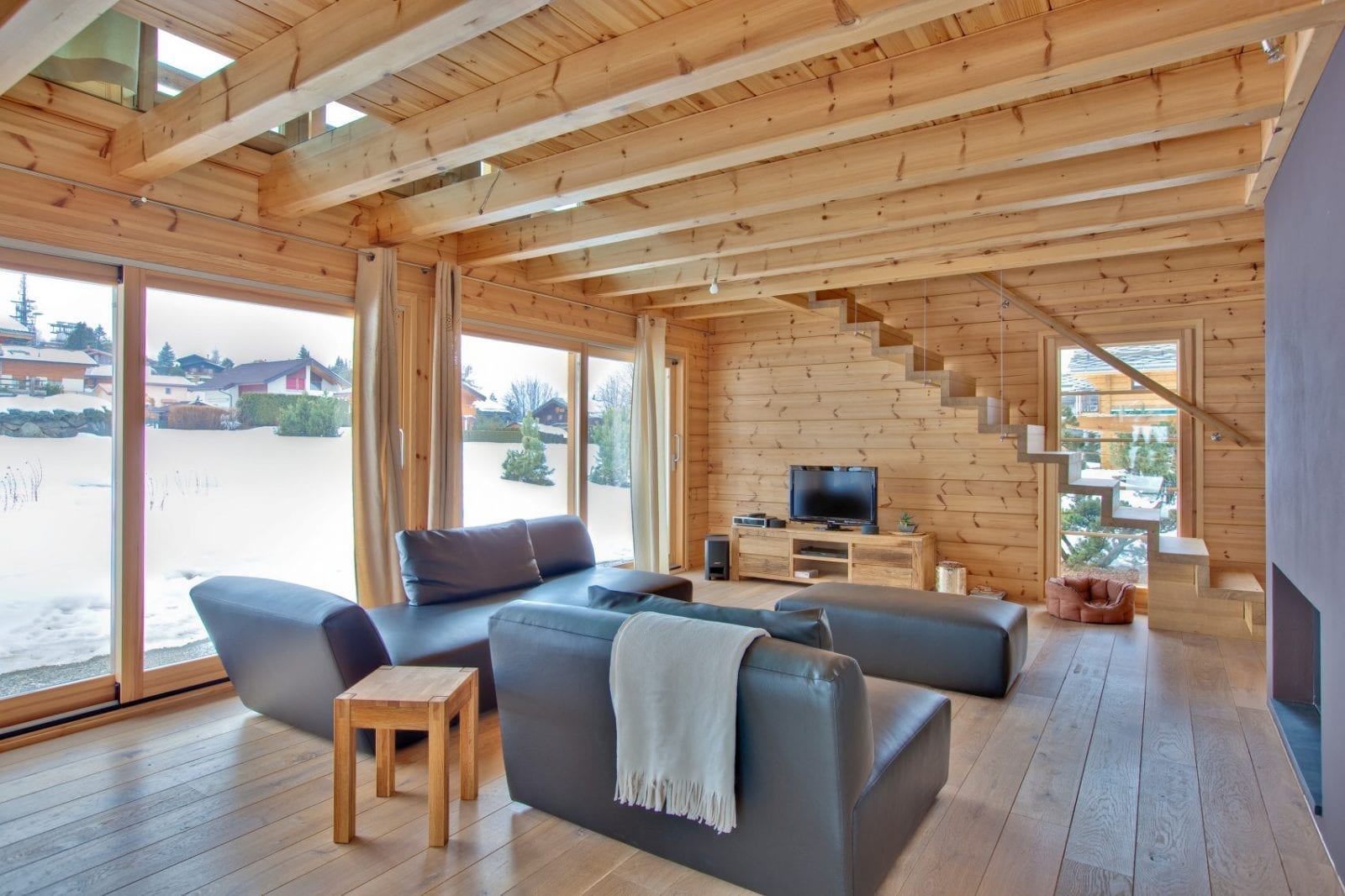 AlpineChalet_interior1