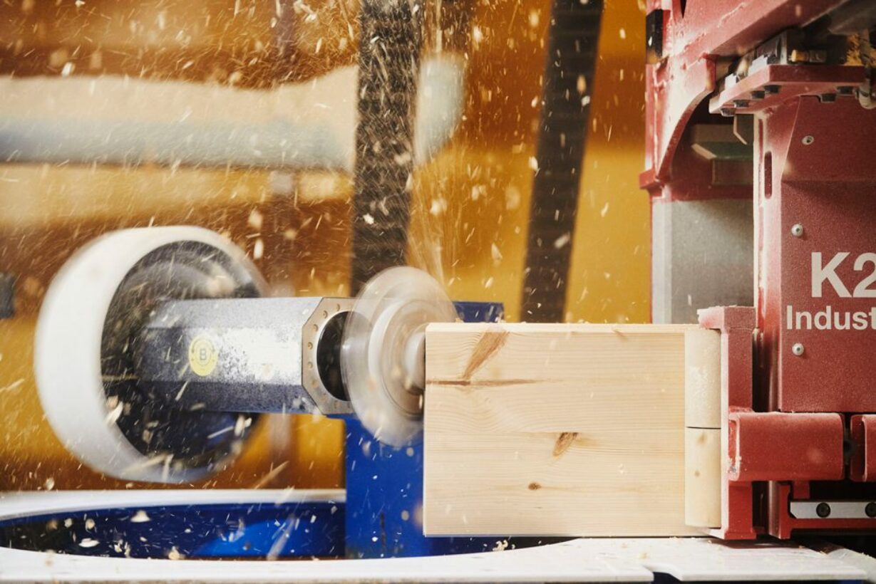 Honka - from wood to house