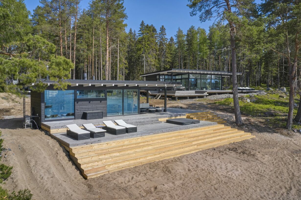 Stunning Honka Frame Holiday Home – Next door to Eden