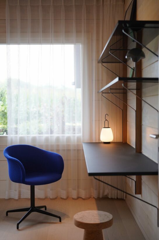 Modern luxury retreat in Jiangshan, China – timeless tranquility by Nota Atchitects and Honka