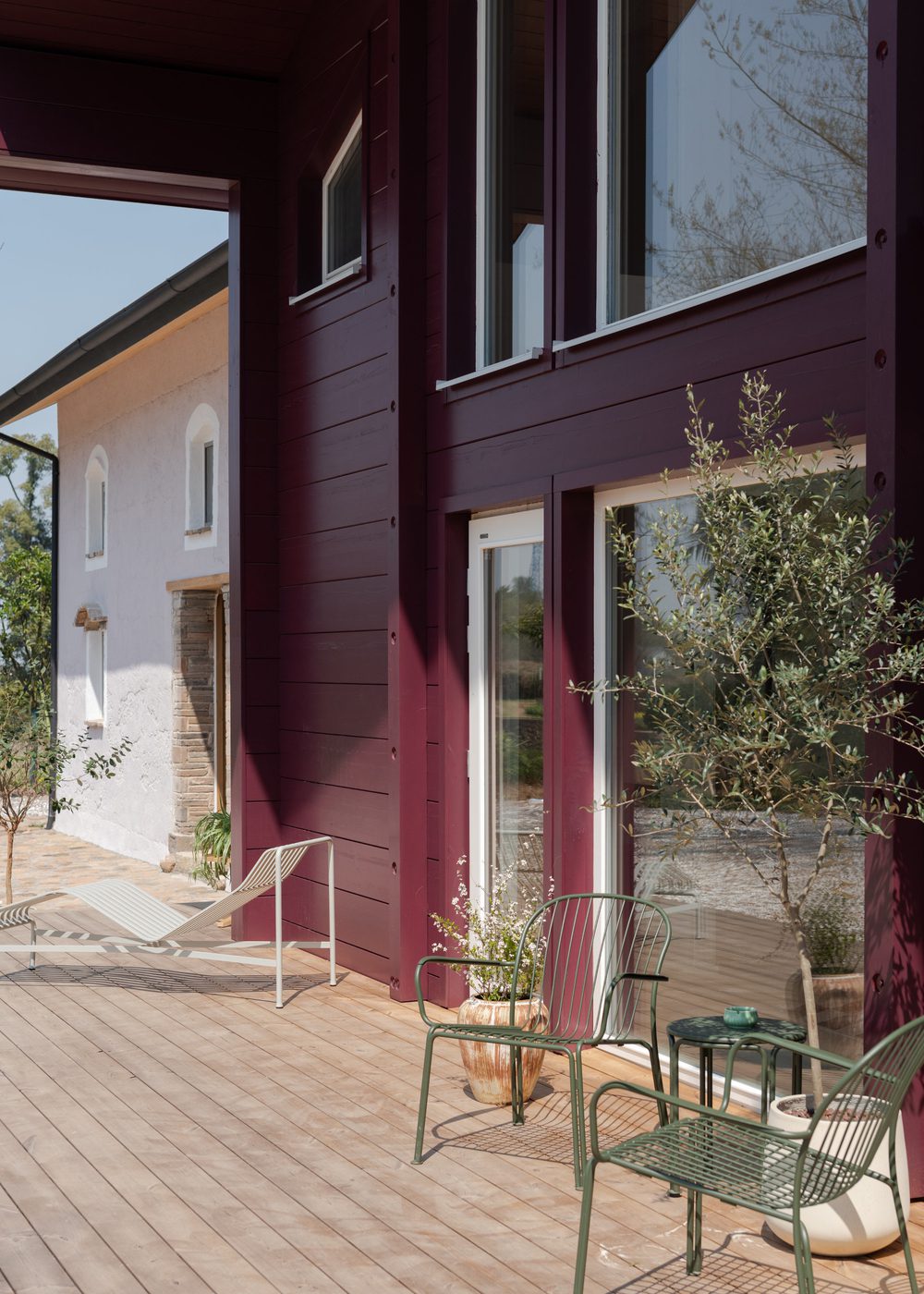 Modern luxury retreat in Jiangshan, China – timeless tranquility by Nota Atchitects and Honka