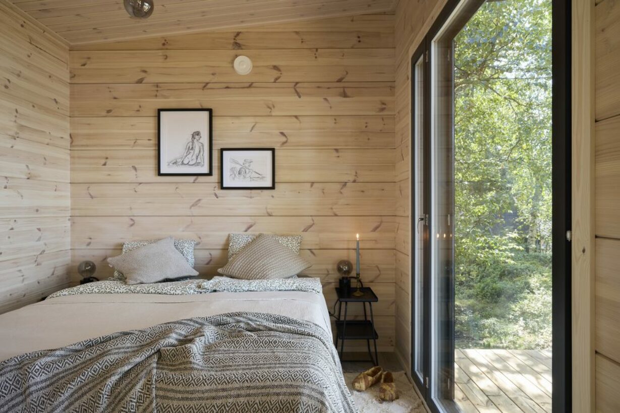 Nordic Tiny Cabin on an Island – 65 m² Honka Rock Retreat